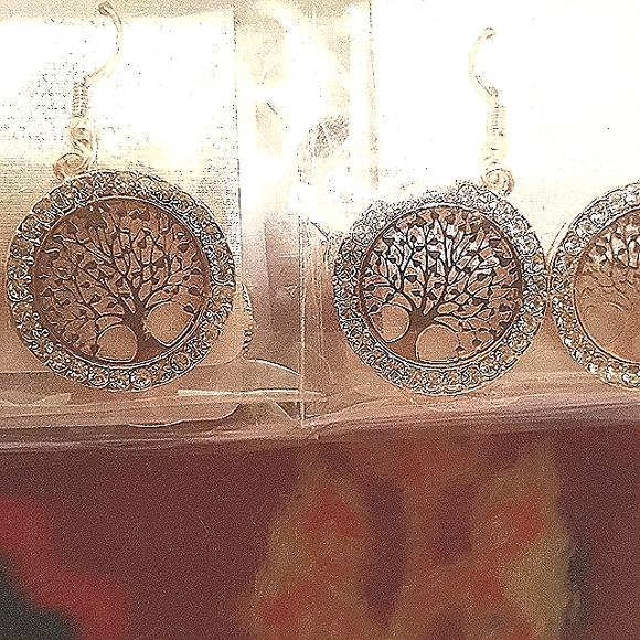Gorgeous Rose Gold Tree of Life Dangle Earrings Crystal Rhinestones NEW - Picture 7 of 10